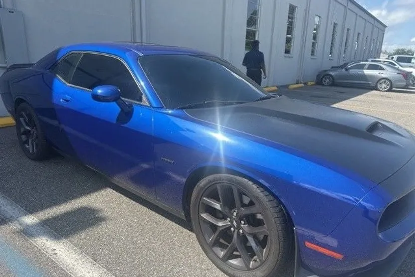 2019 Dodge Challenger R/T photo 1