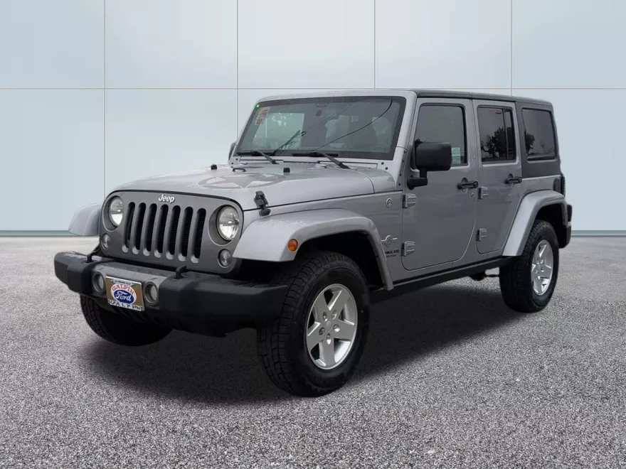 2014 Jeep Wrangler Unlimited Freedom photo 1