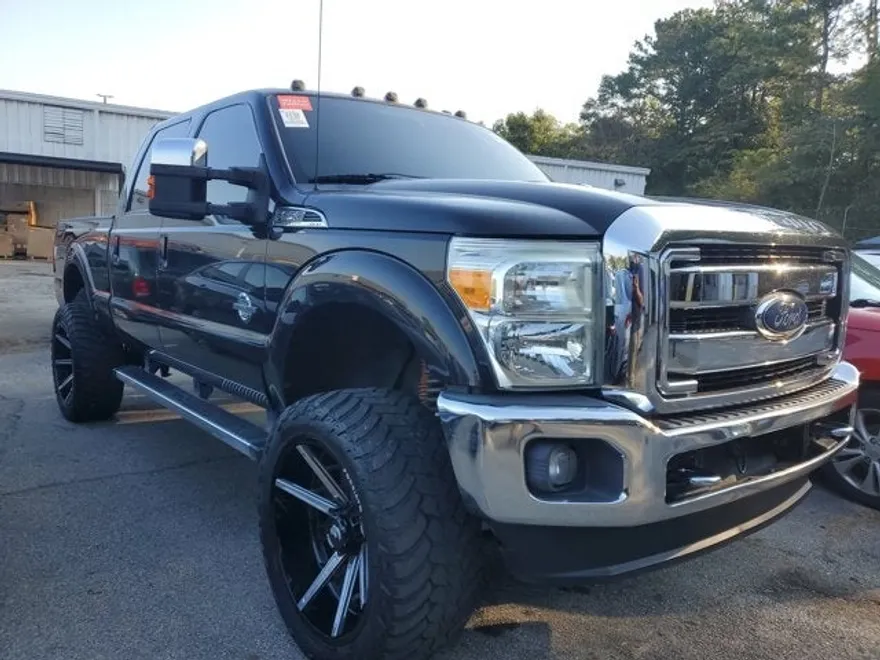 2015 Ford F-250 Lariat photo 1