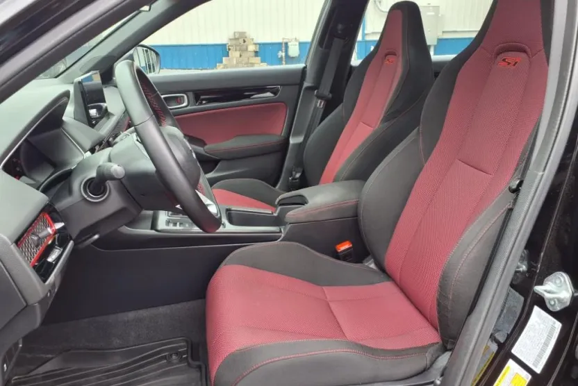 2023 Honda Civic Si photo 1