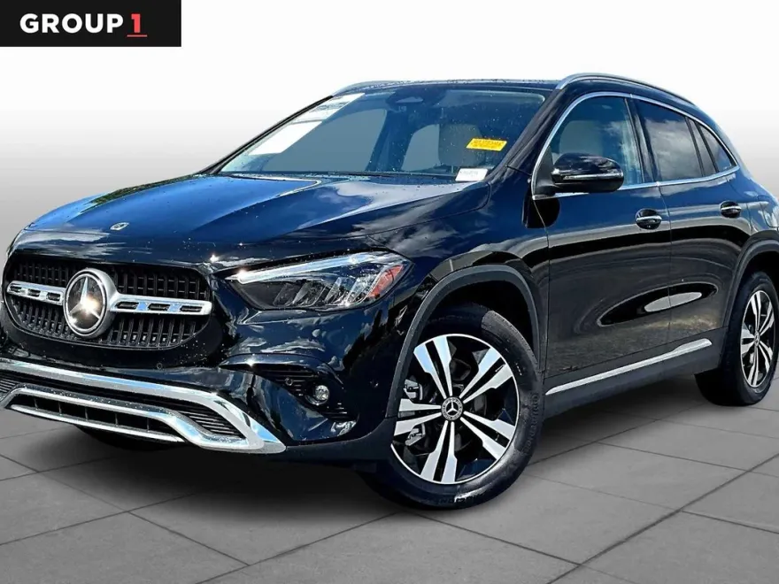 2025 Mercedes Benz GLA 250 photo 1