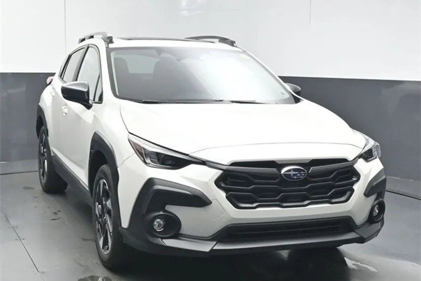 2025 Subaru Crosstrek Limited photo 1