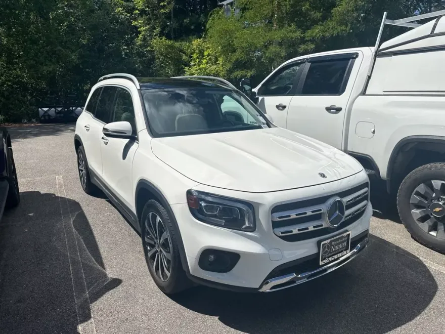 2021 Mercedes Benz GLB 250 4MATIC photo 1