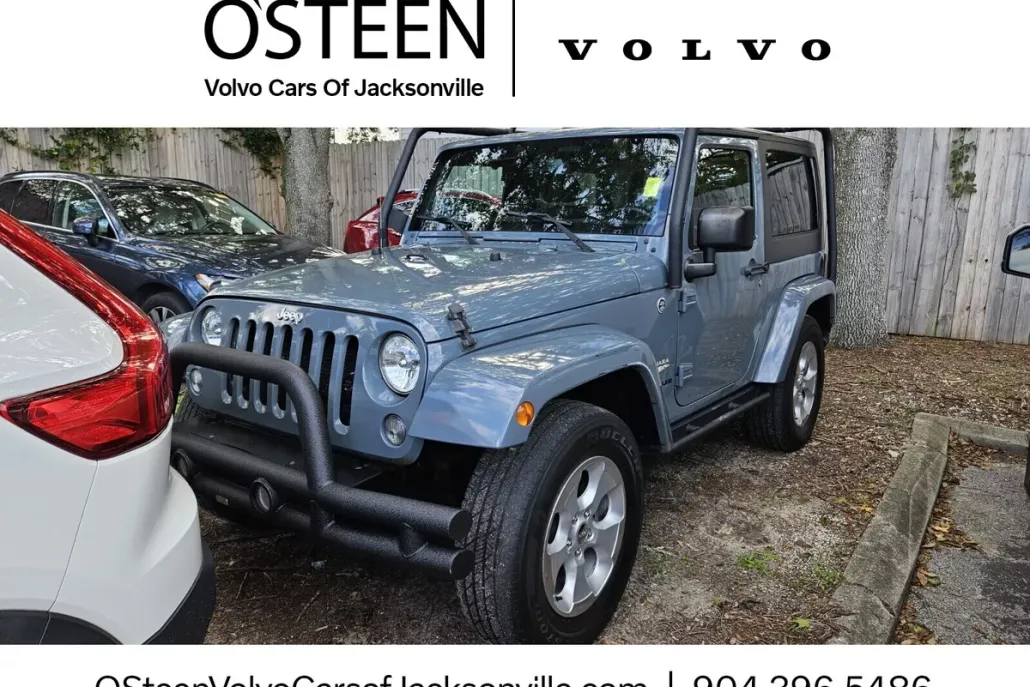 2015 Jeep Wrangler Sahara photo 1