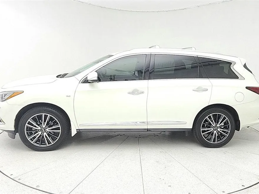 2020 Infiniti QX60 photo 1