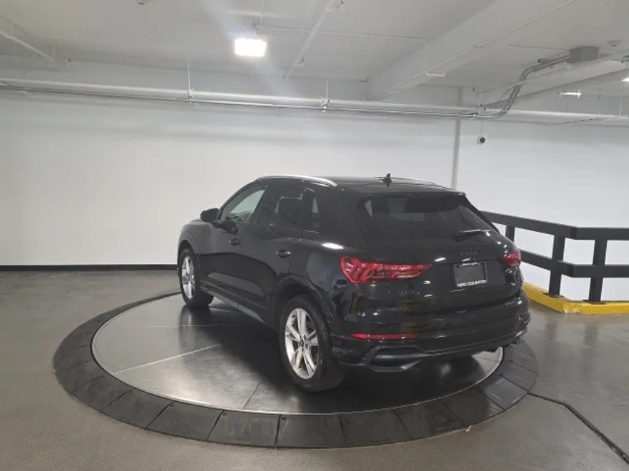 2021 Audi Q3 S line Premium photo 1
