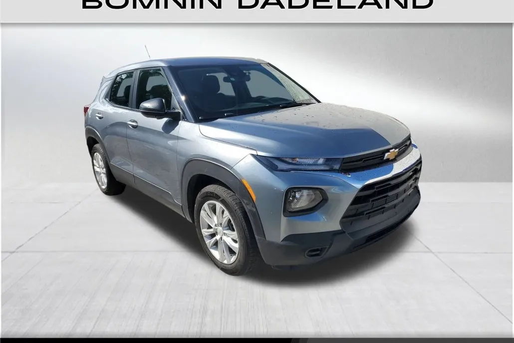 2022 Chevrolet Trailblazer LS photo 1
