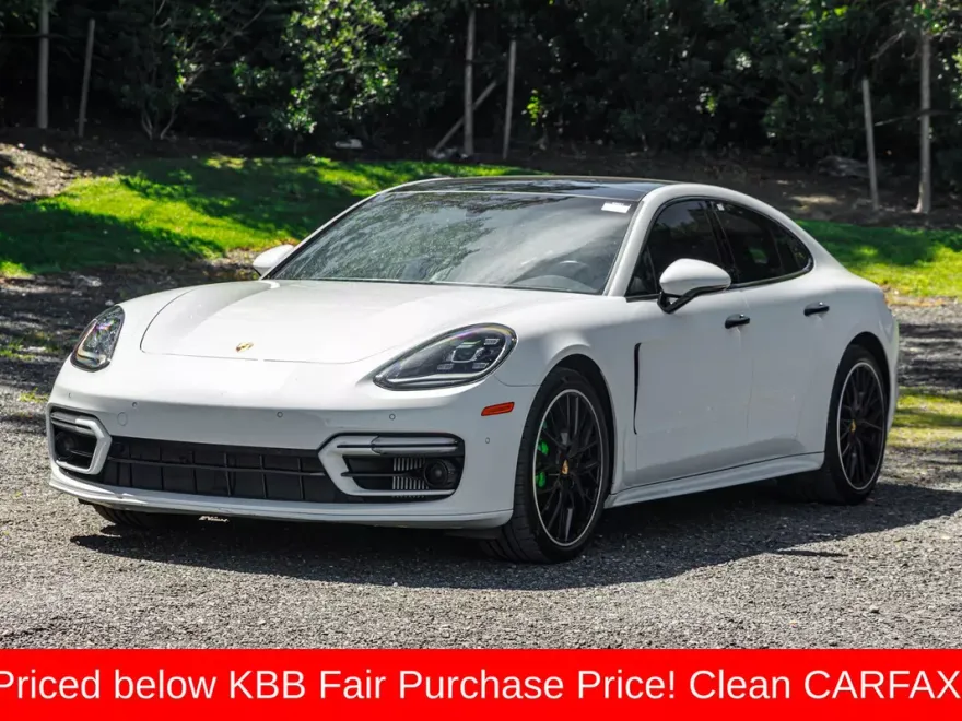 2022 Porsche Panamera Base photo 1