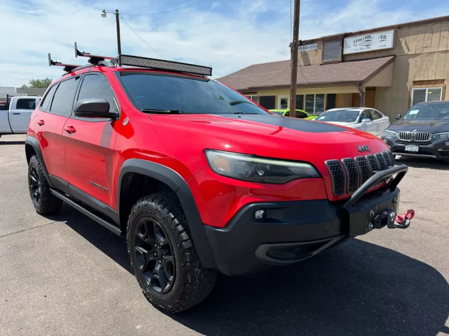 2019 Jeep Cherokee Trailhawk photo 1