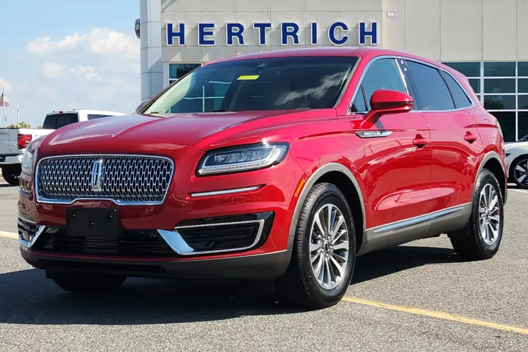 2020 Lincoln Nautilus Standard photo 1