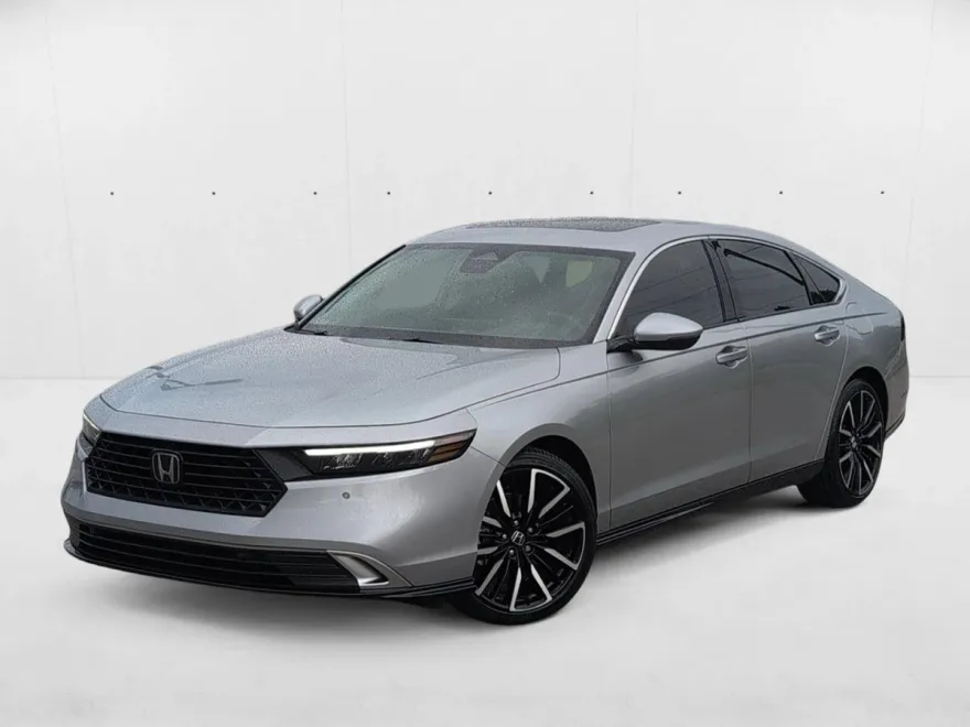 2024 Honda Accord Hybrid Touring photo 1