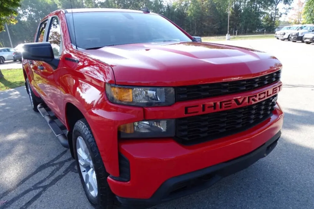 2020 Chevrolet Silverado 1500 Custom photo 1
