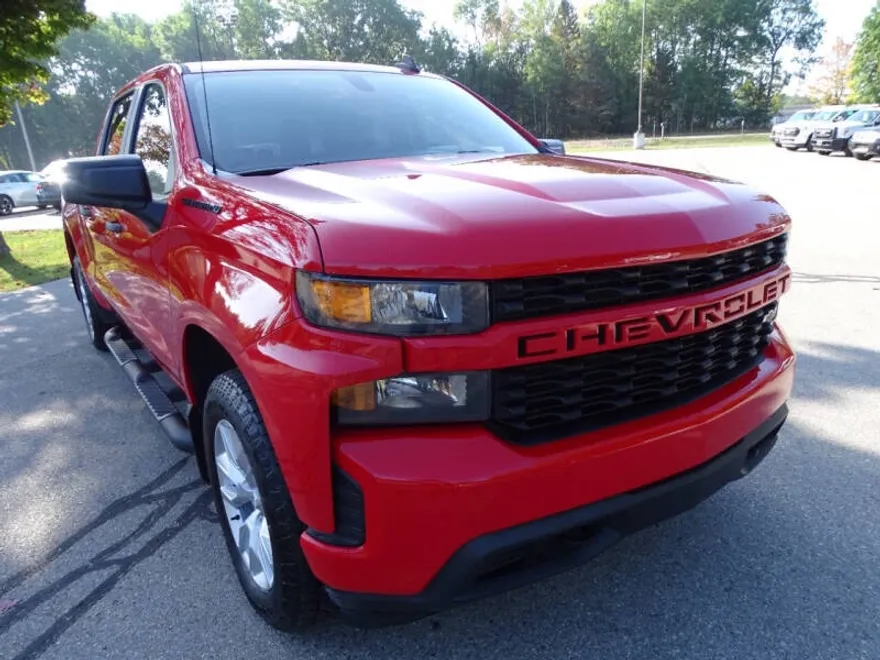 2020 Chevrolet Silverado 1500 Custom photo 1