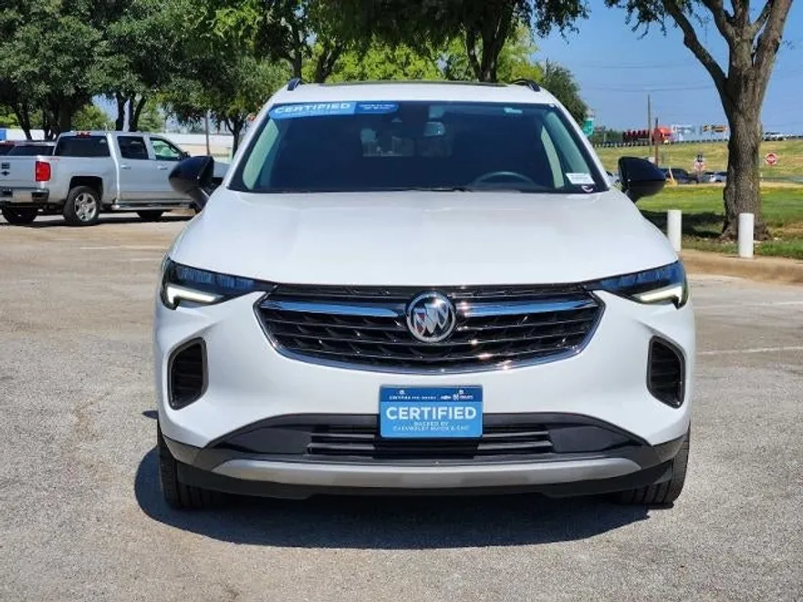 2022 Buick Envision Essence photo 1