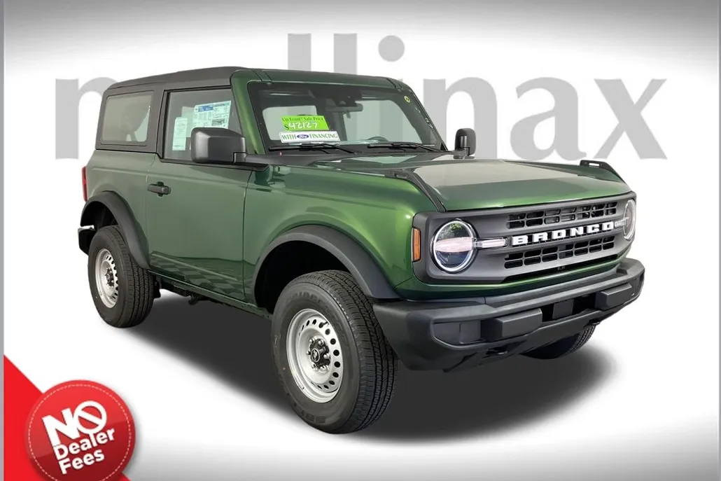 2025 Ford Bronco Base photo 1