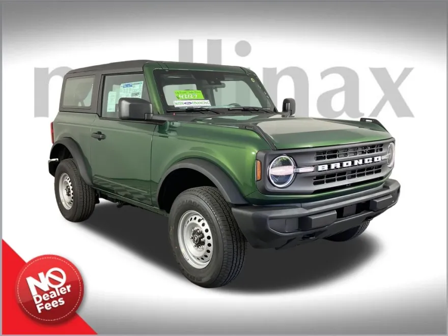 2025 Ford Bronco Base photo 1
