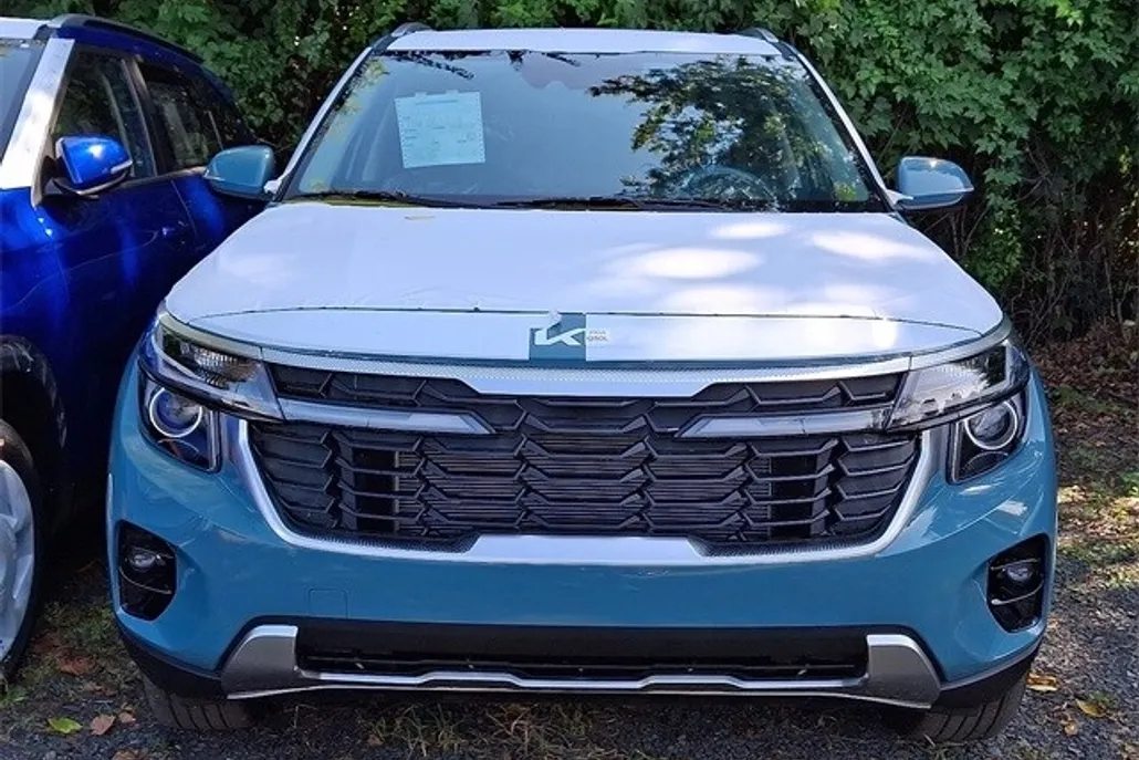 2026 Kia Seltos EX photo 1