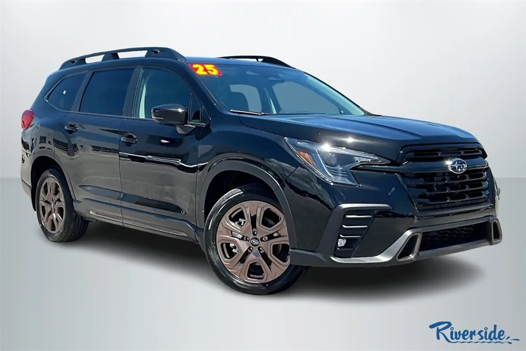 2025 Subaru Ascent Limited photo 1