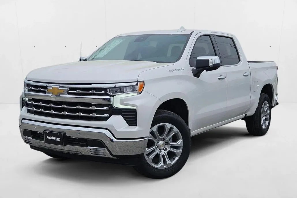 2025 Chevrolet Silverado 1500 LTZ photo 1