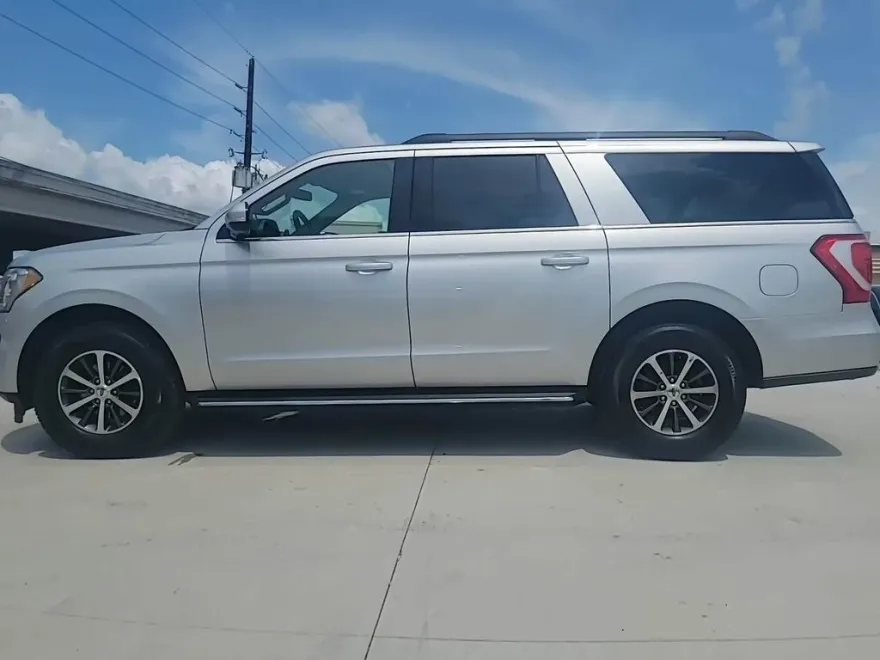 2018 Ford Expedition MAX XLT photo 1