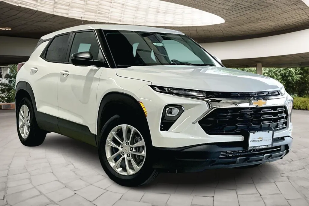 2026 Chevrolet Trailblazer LS photo 1