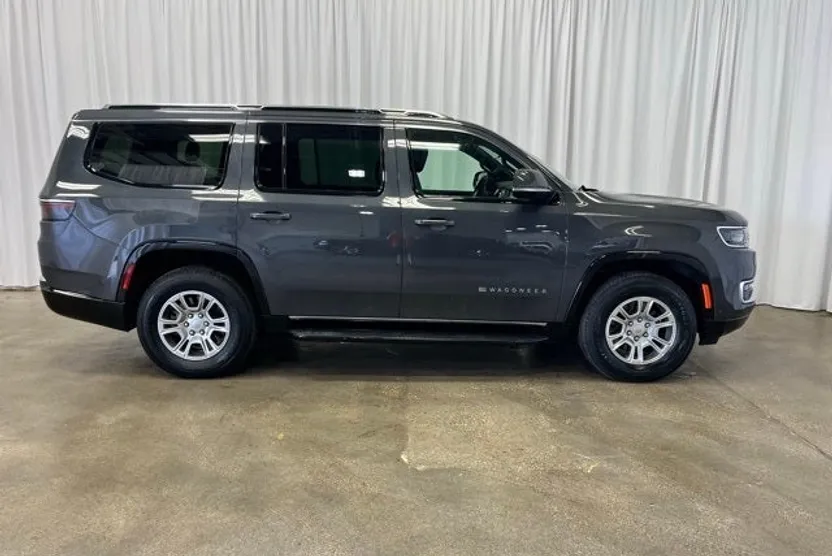 2022 Jeep Wagoneer Series I photo 1