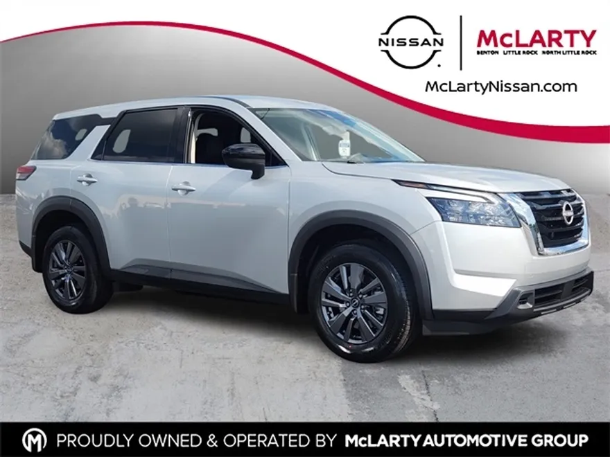 2025 Nissan Pathfinder S photo 1