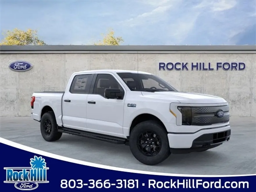 2025 Ford F-150 Lightning XLT photo 1