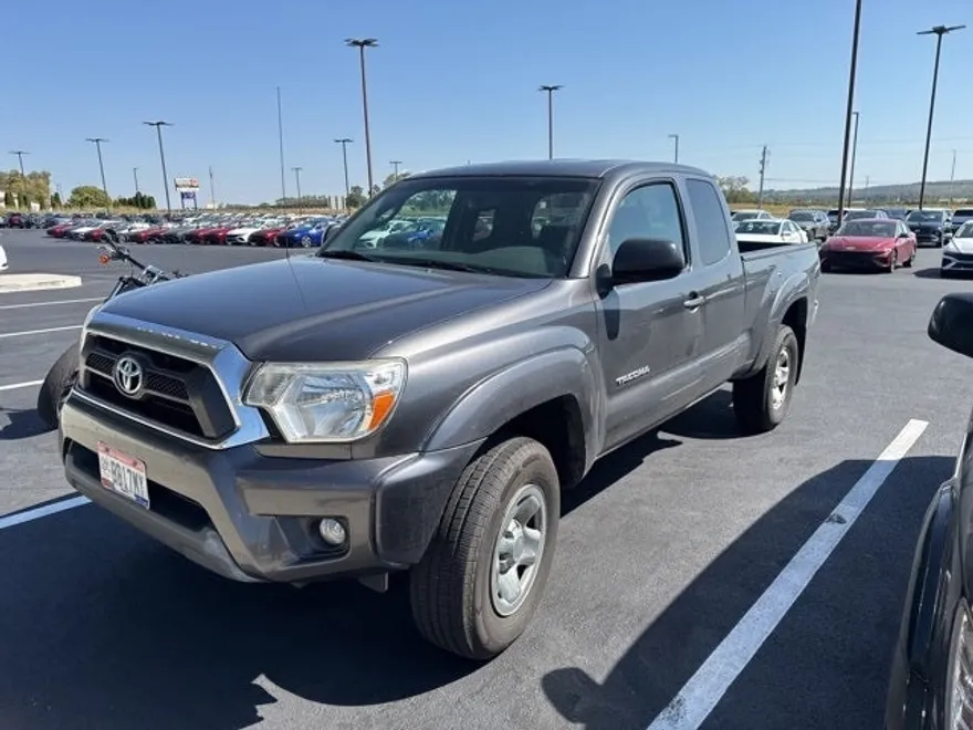 2013 Toyota Tacoma Base V6 photo 1