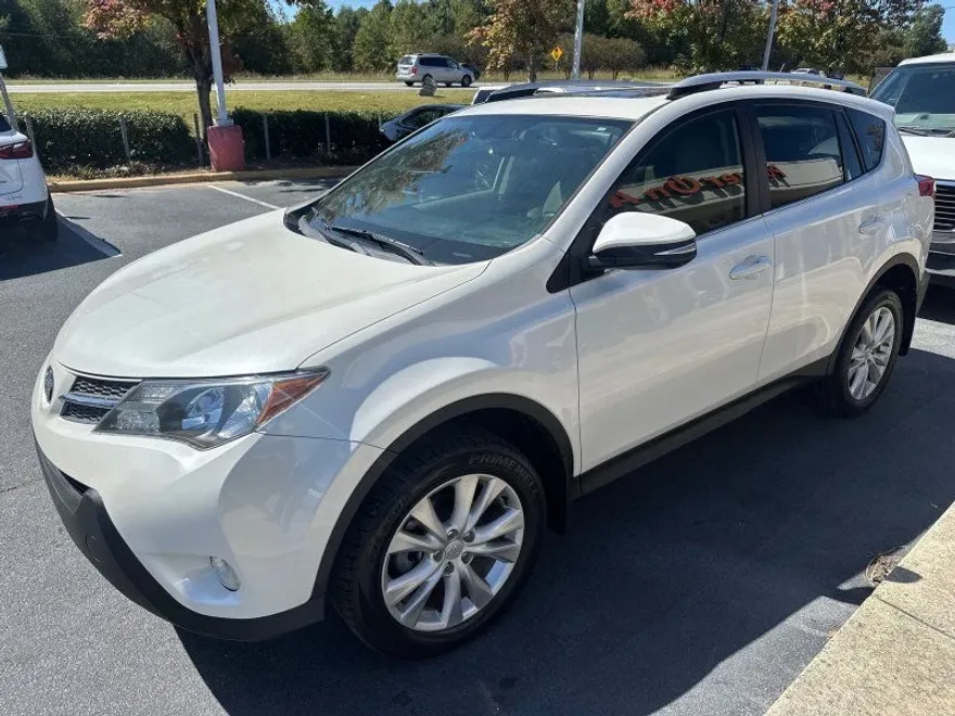 2013 Toyota RAV4 Limited photo 1