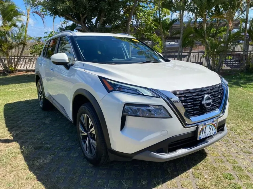 2023 Nissan Rogue SV photo 1