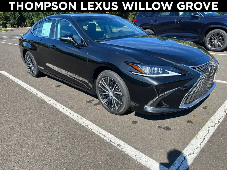 2025 Lexus ES 350 photo 1