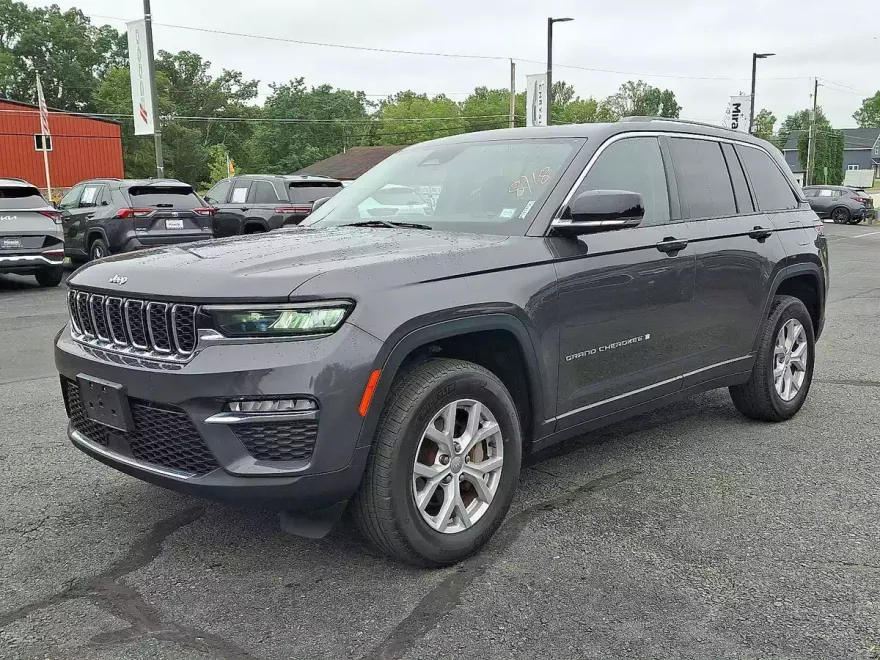 2022 Jeep Grand Cherokee Limited photo 1
