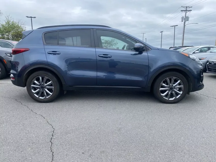 2021 Kia Sportage S photo 1