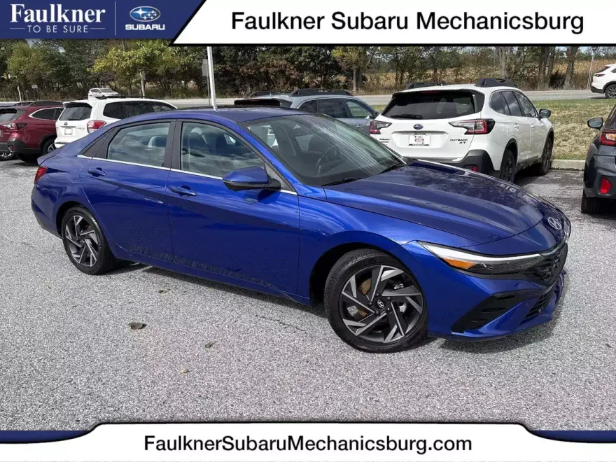 2024 Hyundai Elantra Limited photo 1