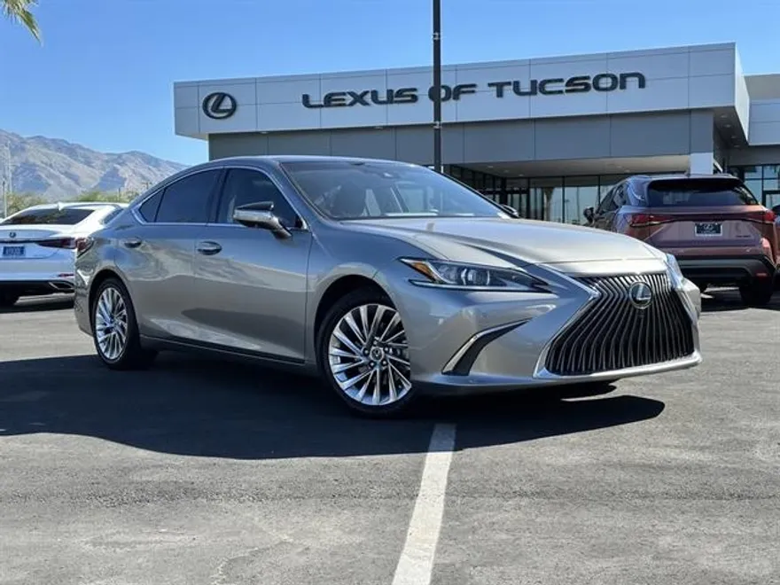2020 Lexus ES 350 Luxury photo 1