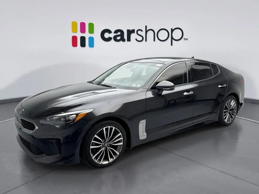 2019 Kia Stinger Premium photo 1