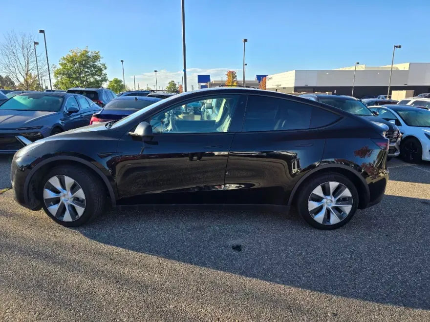 2020 Tesla Model Y Long Range photo 1
