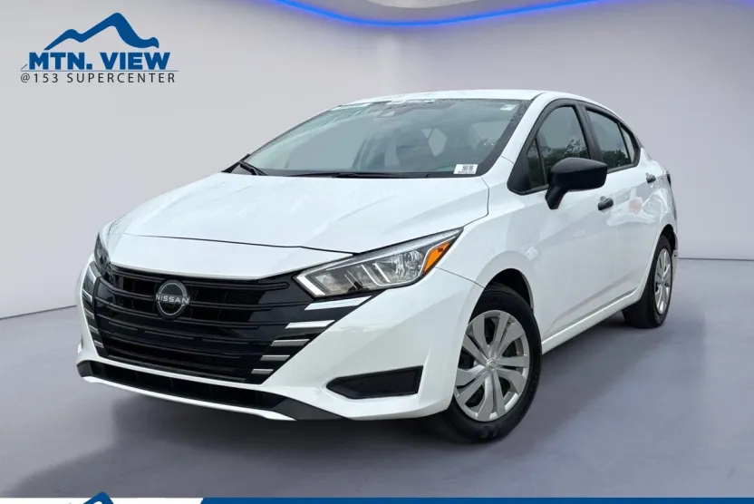 2024 Nissan Versa S photo 1