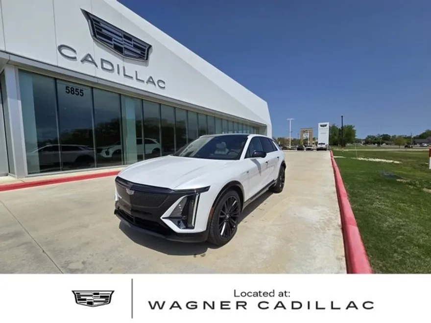 2025 Cadillac Lyriq Sport photo 1