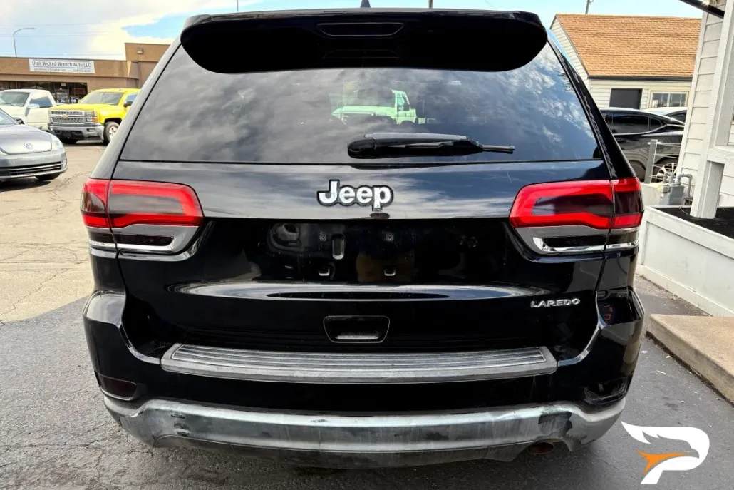 2014 Jeep Grand Cherokee Laredo E Sport photo 1