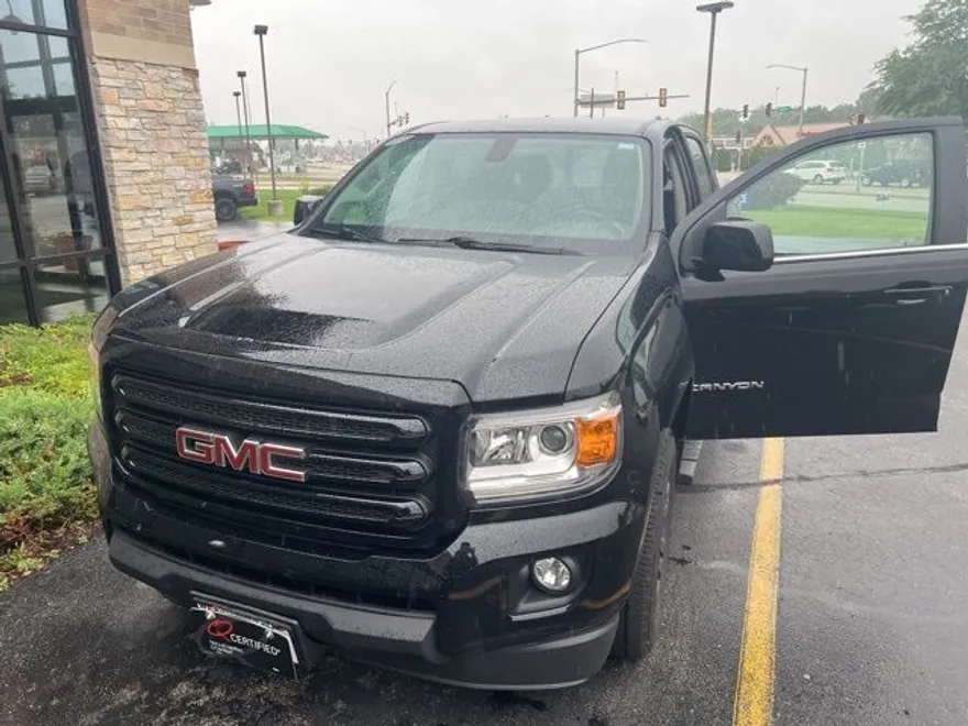 2020 Gmc Canyon SLE photo 1