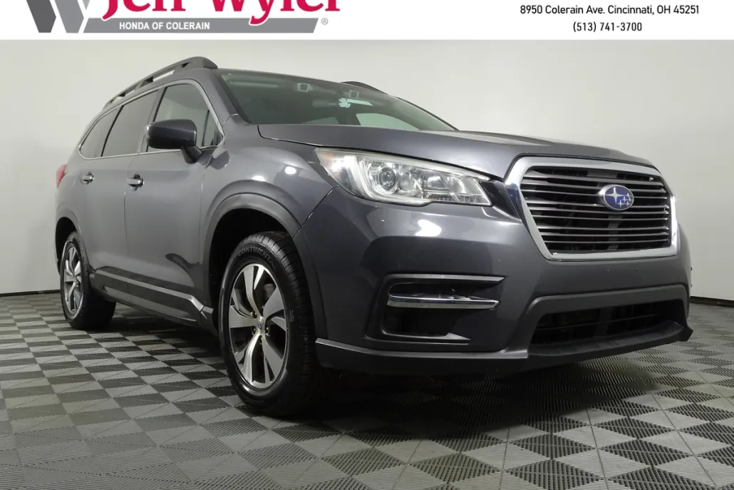 2019 Subaru Ascent Premium photo 1