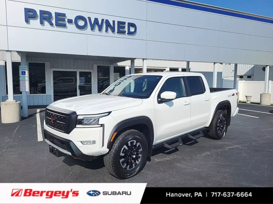 2023 Nissan Frontier Crew Cab PRO-4X photo 1