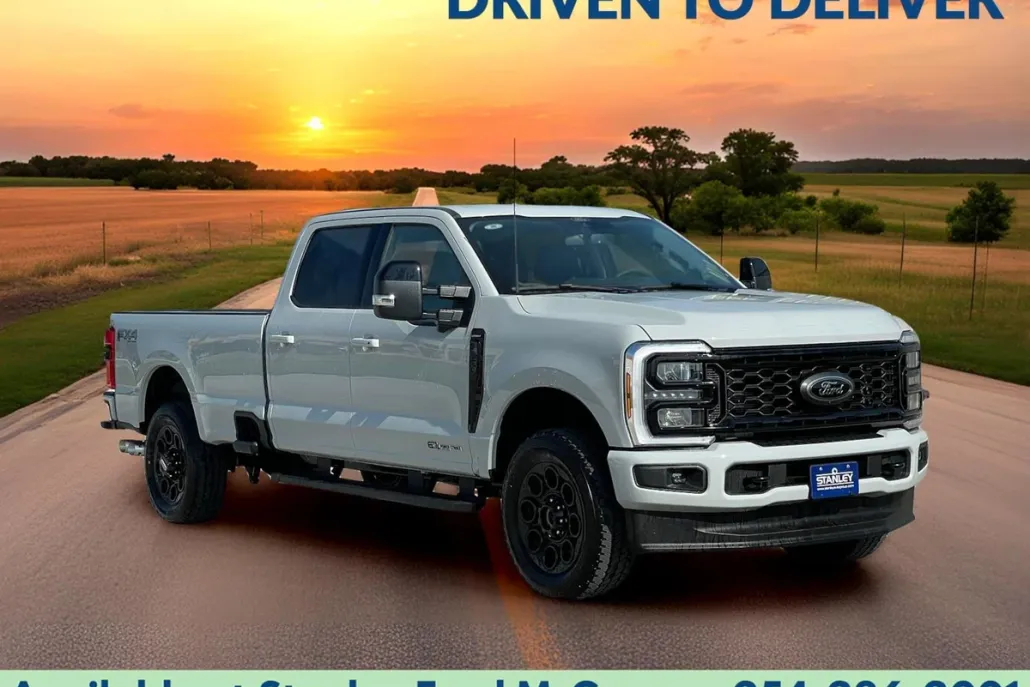 2025 Ford F-350 Lariat photo 1