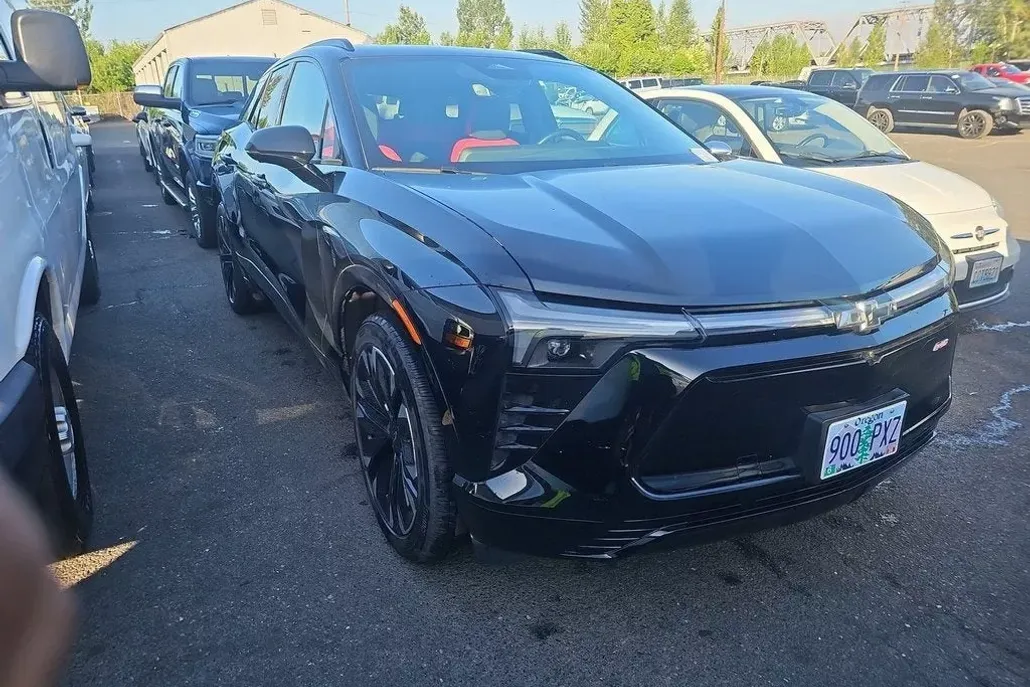 2024 Chevrolet Blazer EV RS photo 1