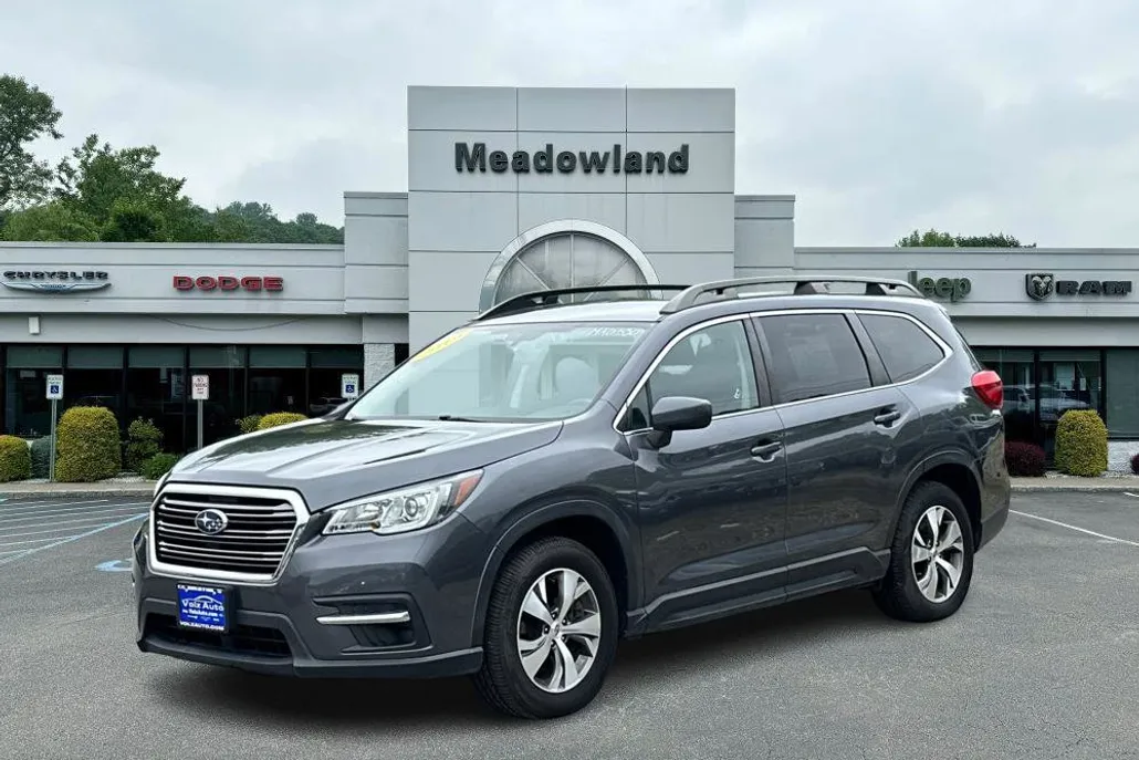 2019 Subaru Ascent Premium photo 1