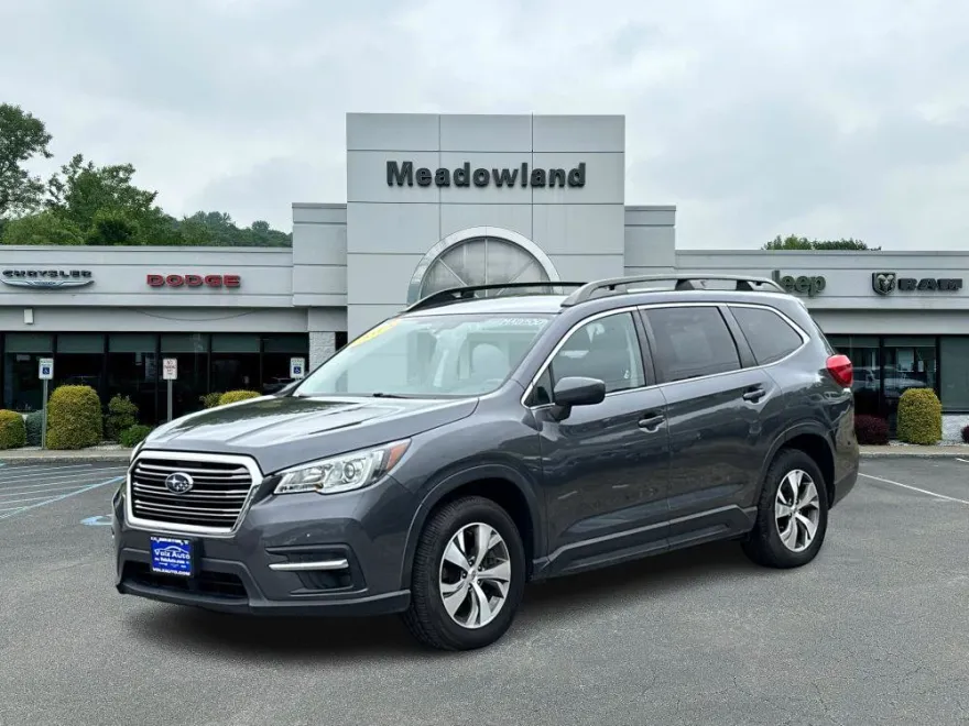 2019 Subaru Ascent Premium photo 1