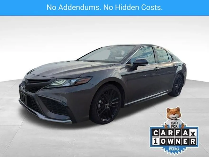 2023 Toyota Camry XSE photo 1