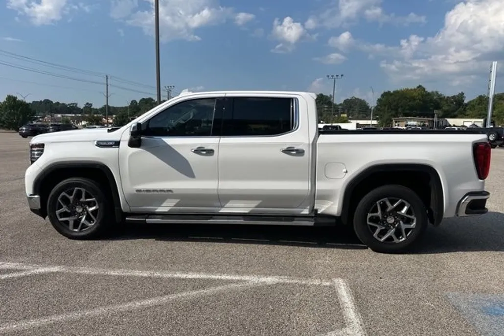 2023 Gmc Sierra 1500 SLT photo 1